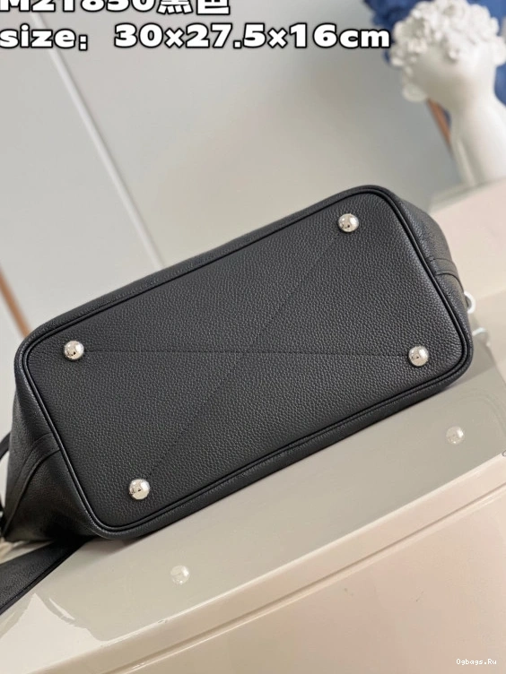 LOUIS VUITTON MM BLOSSOM 0115